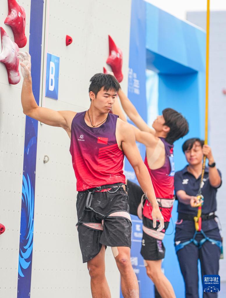 entit, AA, 储守宏双双 entit, AA, 储守宏双双