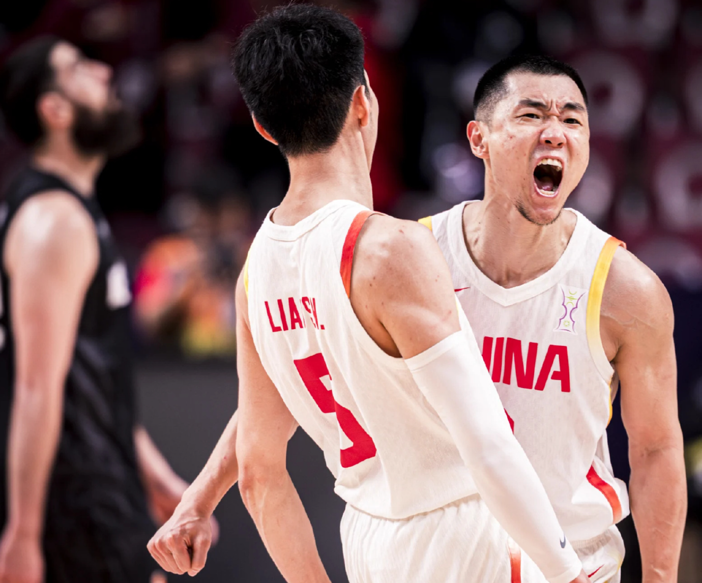 下滑了, 曾令旭则表, 持压制