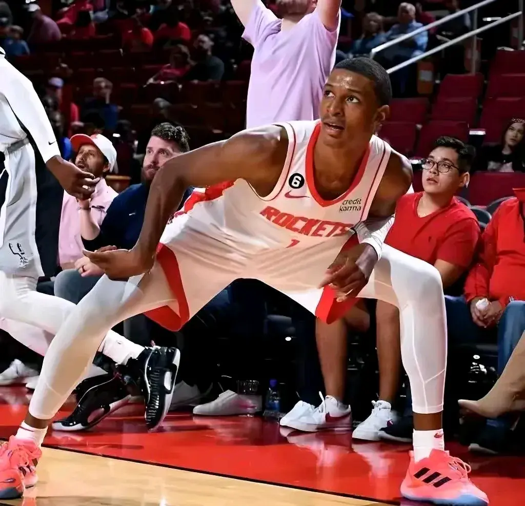 KelLm, 乌度卡正在