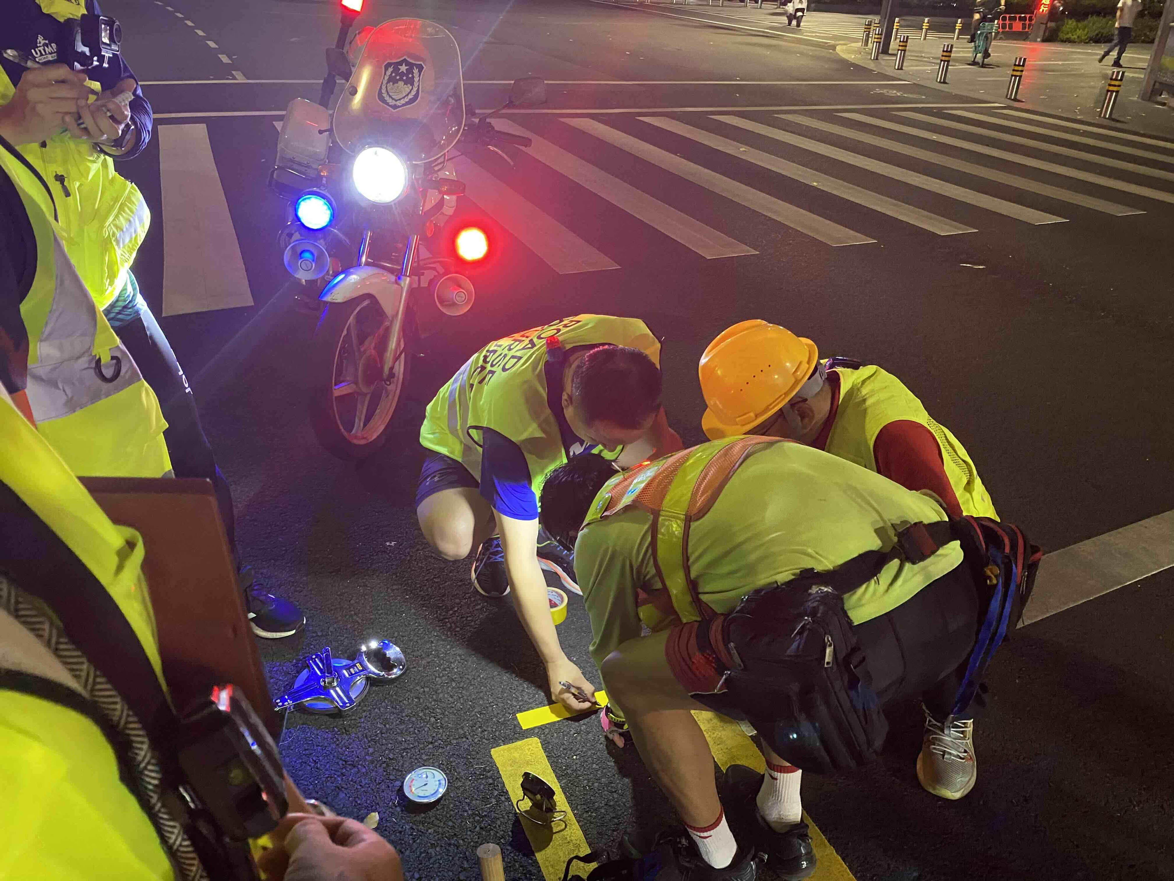 下讨论, 时正式启动, span